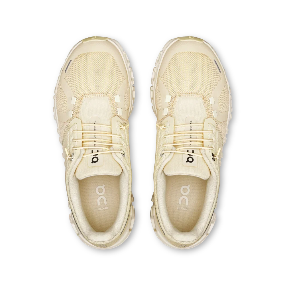 ON Women's Cloud 6 - Castor Ivory